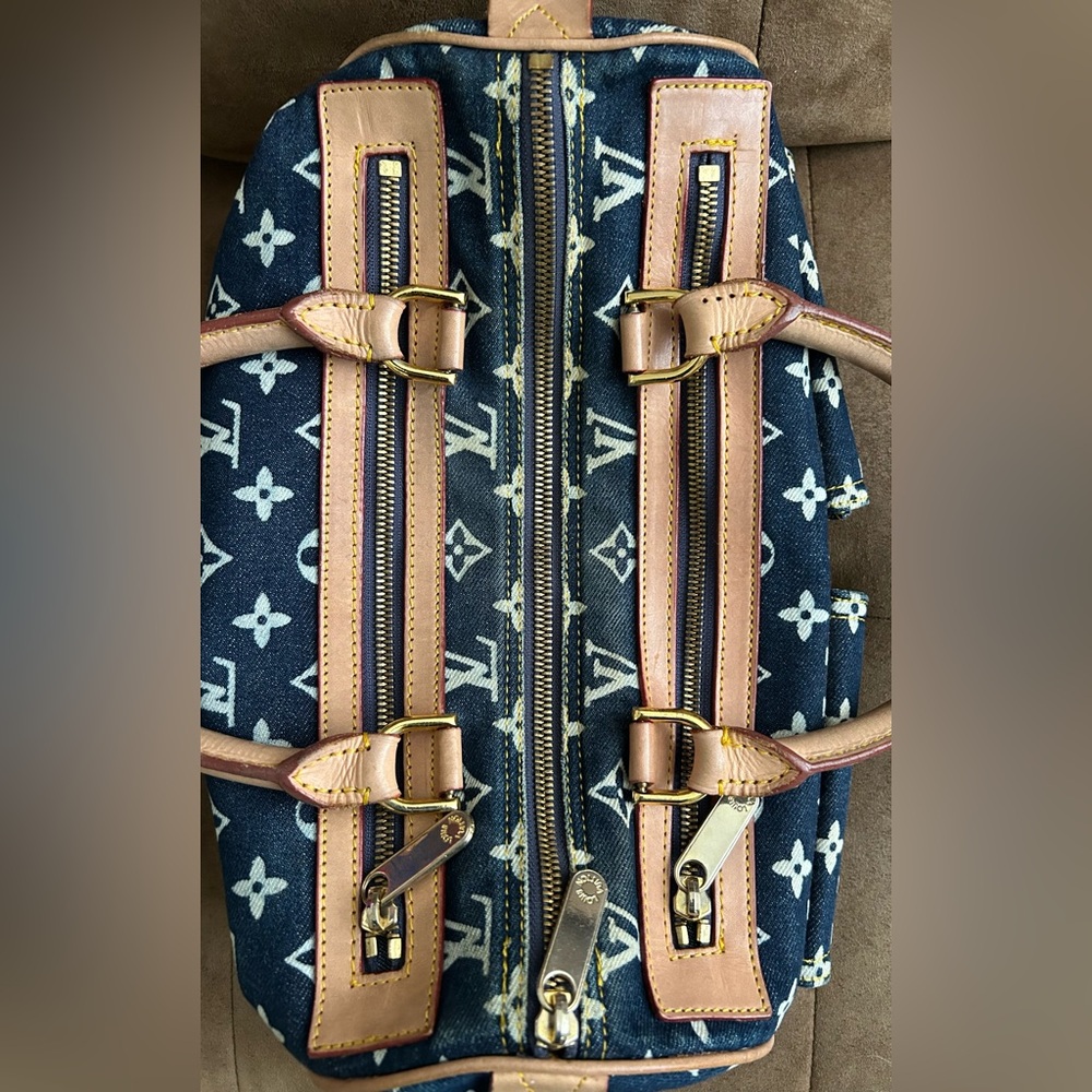 LV Logo Printed, Dark Blue Denim, Bowling Style Bag - Picture 4 of 8